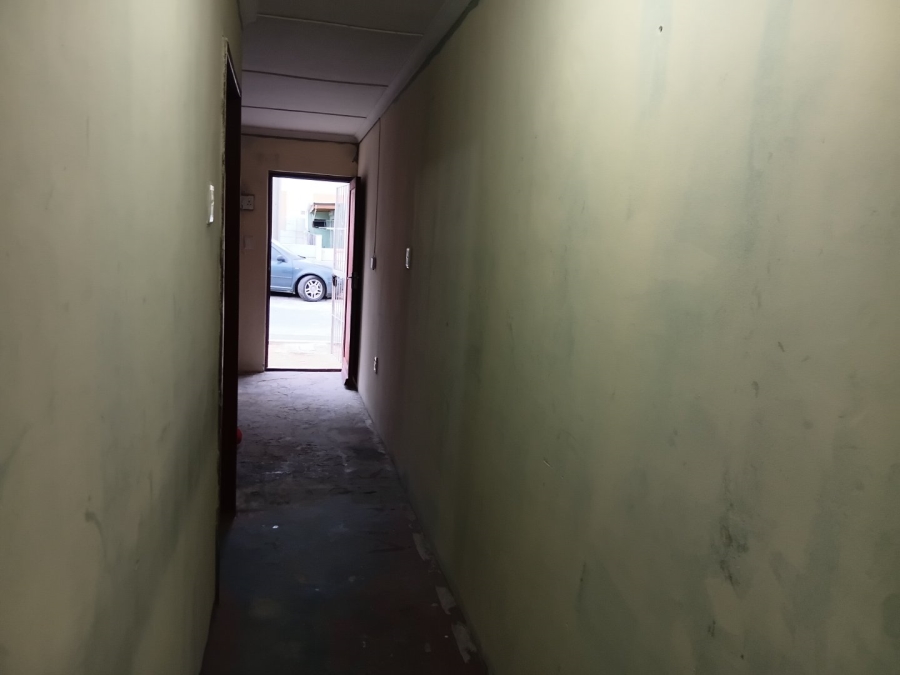  Bedroom Property for Sale in Forest Village Western Cape